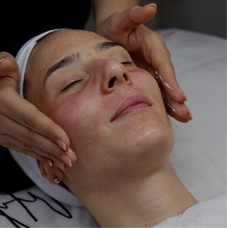 Medizinische Gesichtsbehandlung Beautify