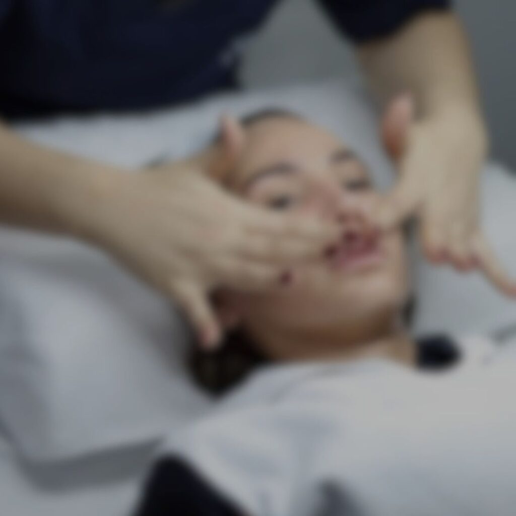 Klassiche Gesichtsbehandlung Beautify